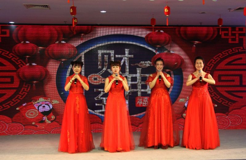 不忘初心 衷愫韶華——龍港集團迎新春文化盛宴震撼來襲！